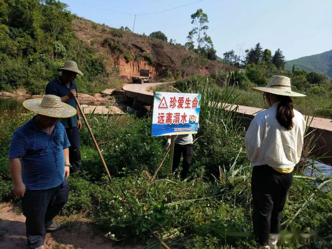 荒塘瑶族乡领导新举措推动地方发展纪实